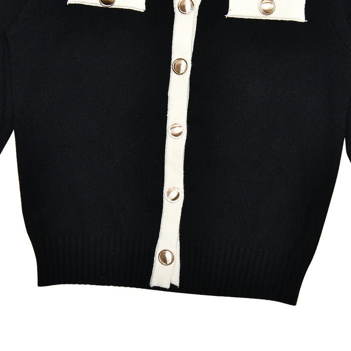 חליפת שני חלקים סרוגה בעיצוב קלאסי מחויט סריג ומכנסיים קצרים - אלנה