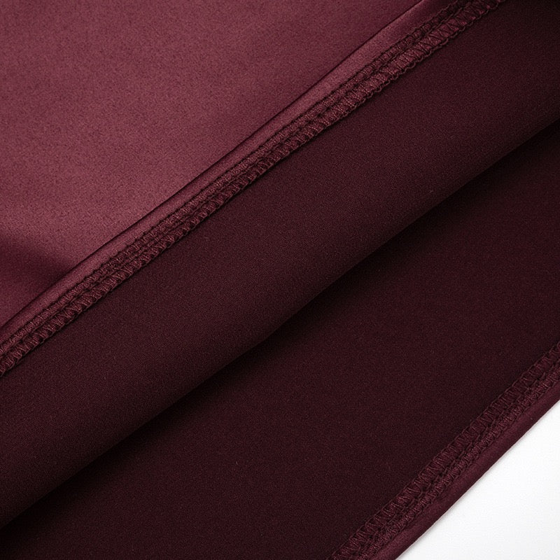 שמלת מיני בעיצוב בגד גוף חצאית סאטן - מיילה