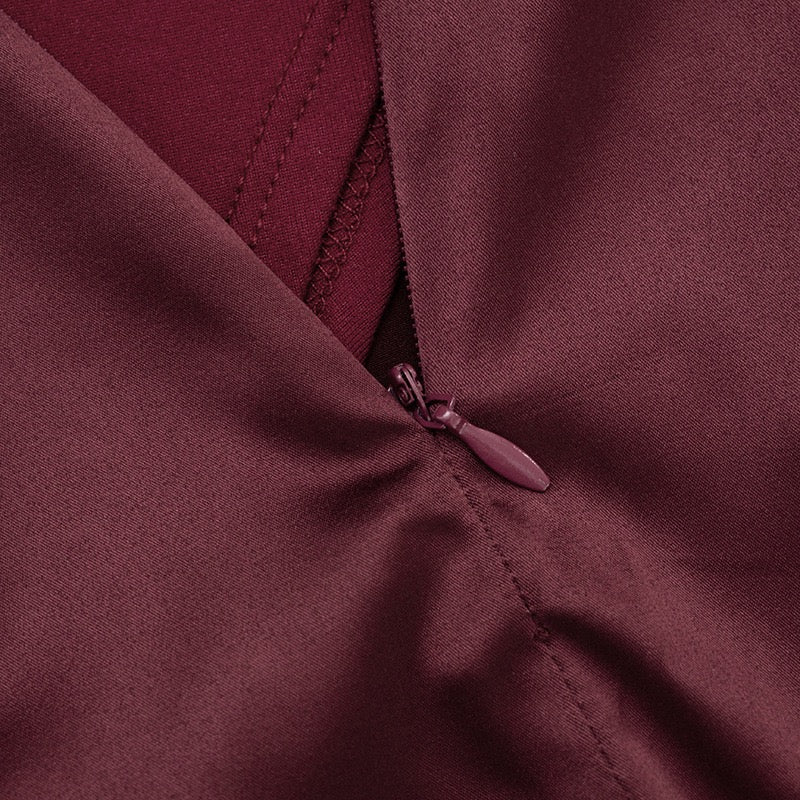 שמלת מיני בעיצוב בגד גוף חצאית סאטן - מיילה