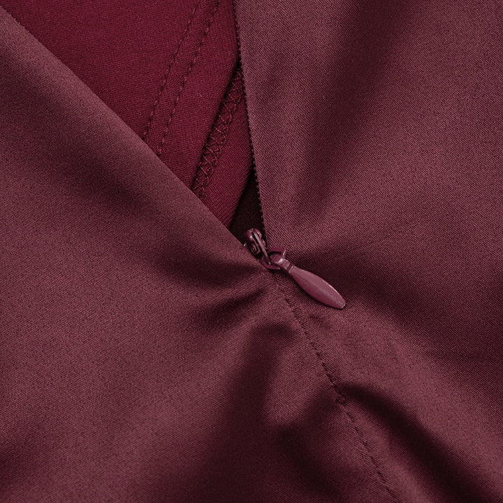 שמלת מיני בעיצוב בגד גוף חצאית סאטן - מיילה