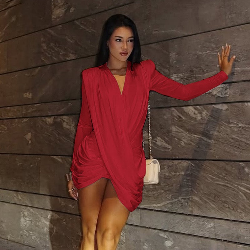 שמלת מיני בעיצוב קיפולים וקרוס - קרסטי