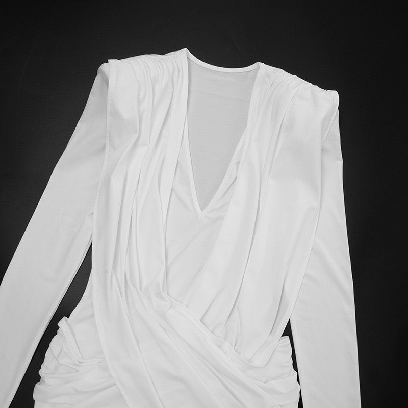 שמלת מיני בעיצוב קיפולים וקרוס - קרסטי