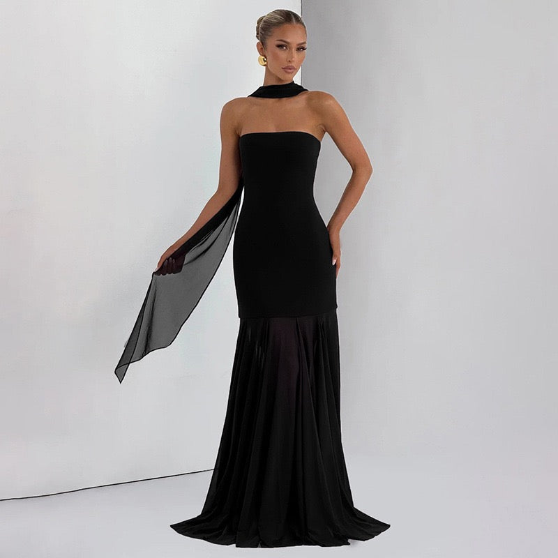 שמלת מקסי סטרפלס בעיצוב שיפון בעיטור צעיף תואם - ג׳יג׳י