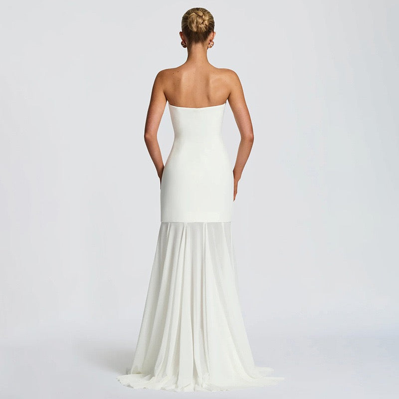 שמלת מקסי סטרפלס בעיצוב שיפון בעיטור צעיף תואם - ג׳יג׳י