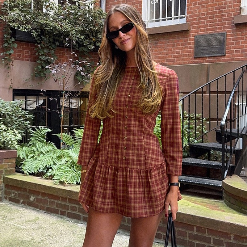 שמלת מיני מלמלה משובצת בעיצוב כפתורים - מוניקה