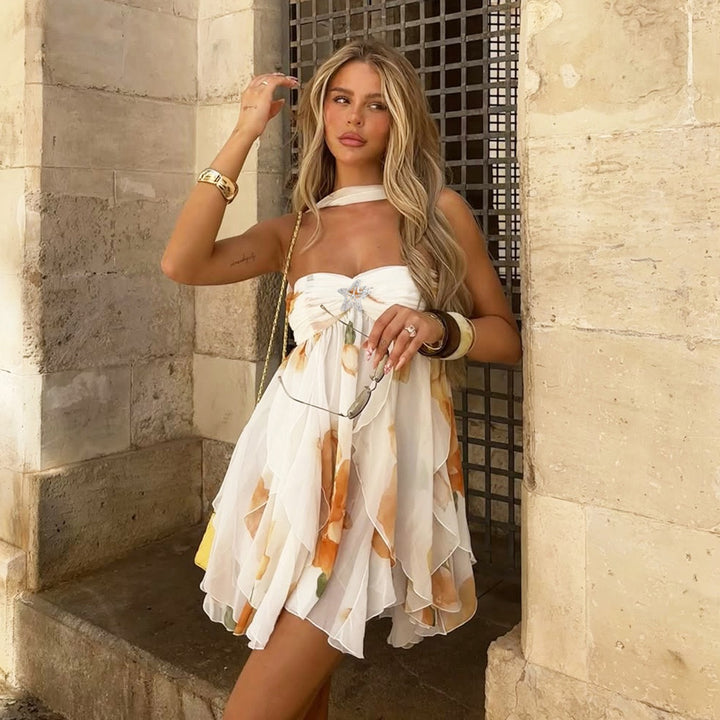 שמלת מיני שיפון מלמלה בעיצוב מדורג גב פתוח בעיטור אבזם זרקונים כוכב - ויני