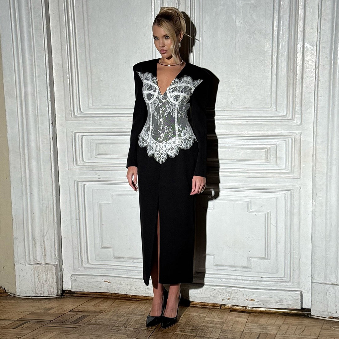 שמלת מקסי אלגנטית מחויטת בעיטור תחרה בעיצוב שסע - YANA