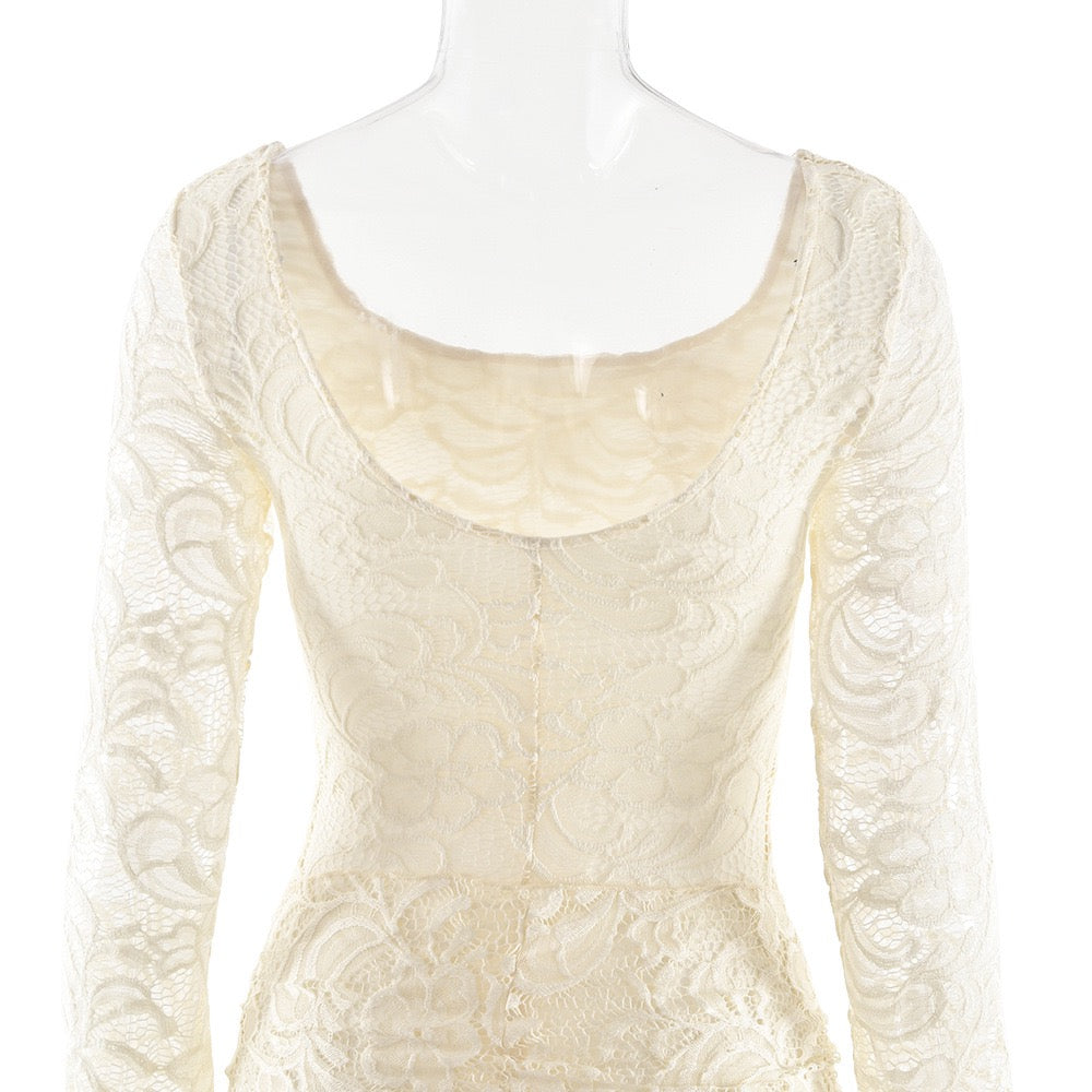 שמלת מקסי תחרה בגזרת בת הים גב פתוח בעיטור קשירה - נואלה