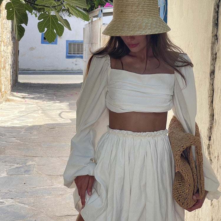 סט שני חלקים חצאית מיני וחולצת קשירה בגב - פנלופי