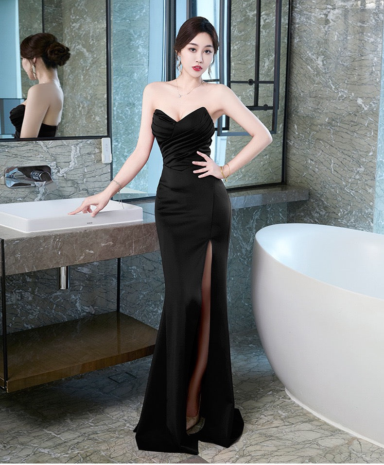 שמלת מקסי סטרפלס אלגנטית בעיצוב שסע קשירה בגב להצמדה במותן - ANNE