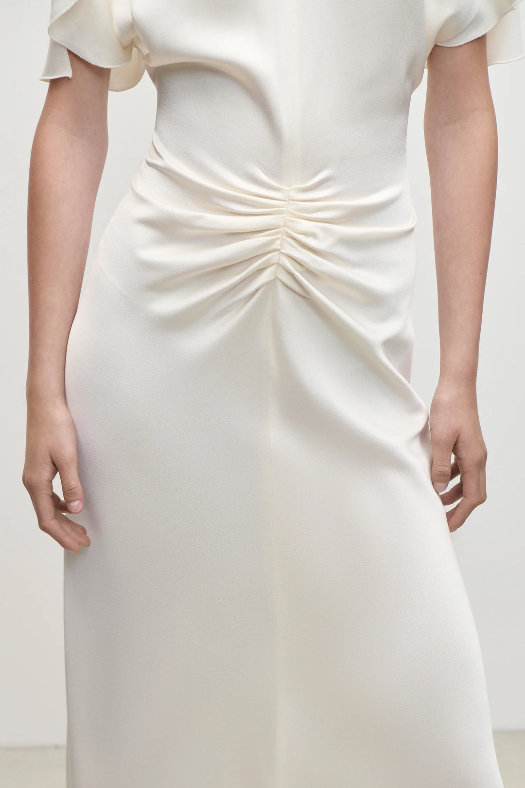 שמלת מקסי סאטן בעיצוב כיווצים - דני