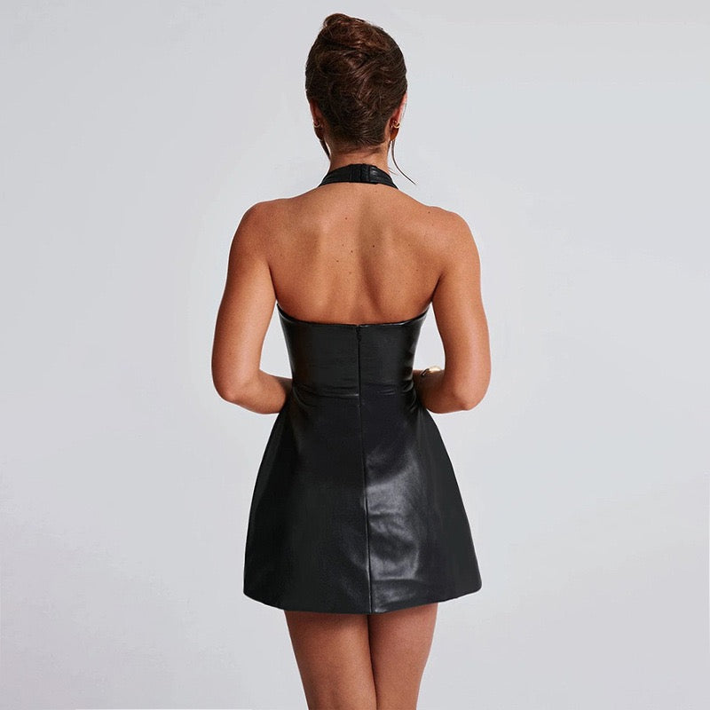 שמלת מיני דמוי עור בגזרת A - טום