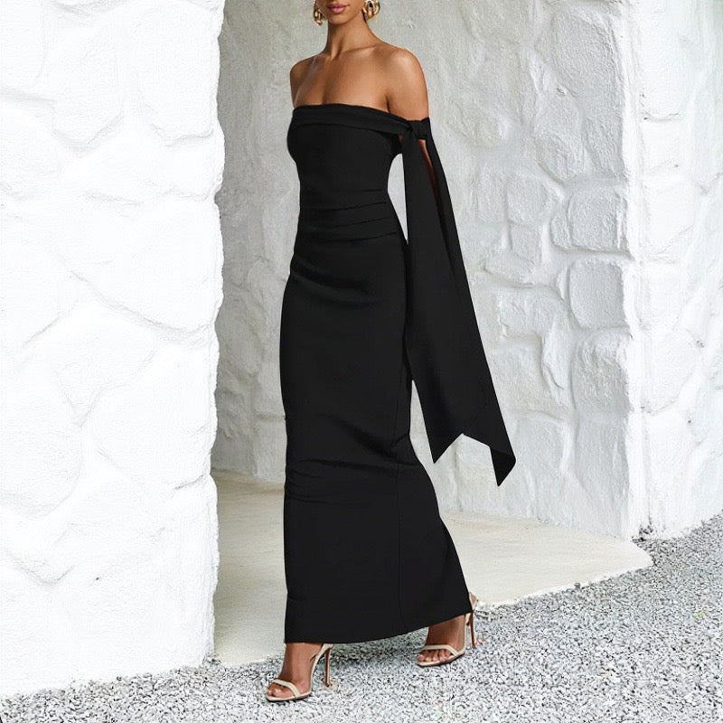 שמלת מקסי אלגנטית כתפיים חשופות בעיטור שובלים  - קורן