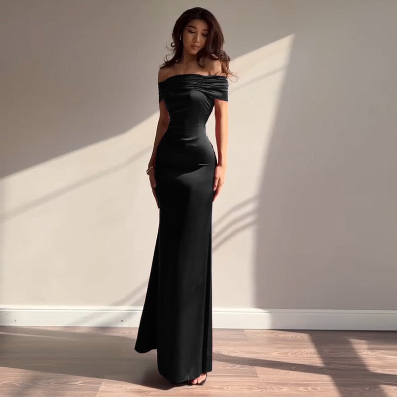 שמלת מקסי סאטן בעיצוב כתפיים חשופות - Hirus