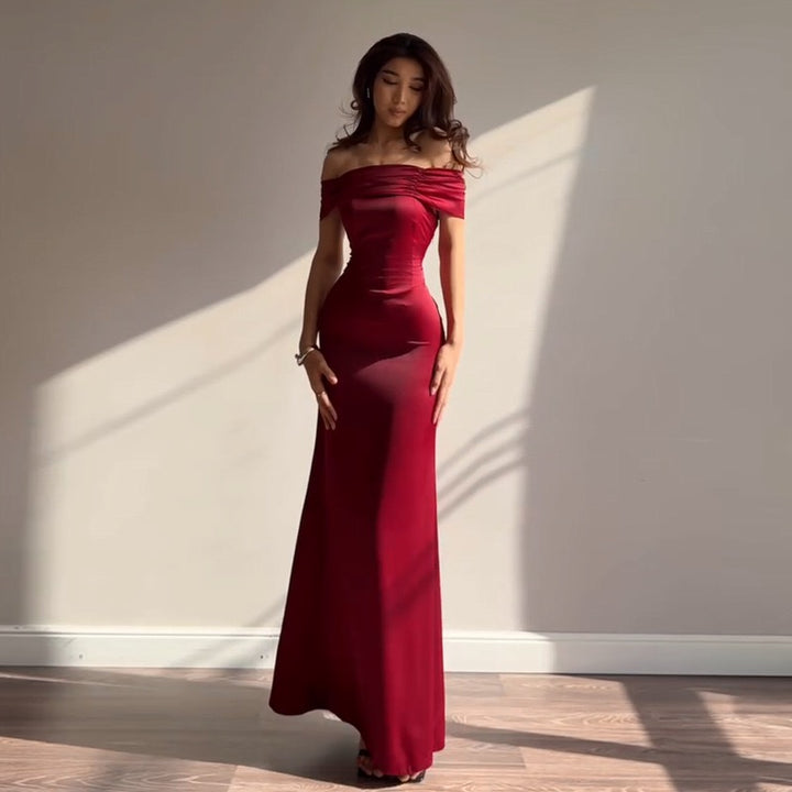 שמלת מקסי סאטן בעיצוב כתפיים חשופות - Hirus