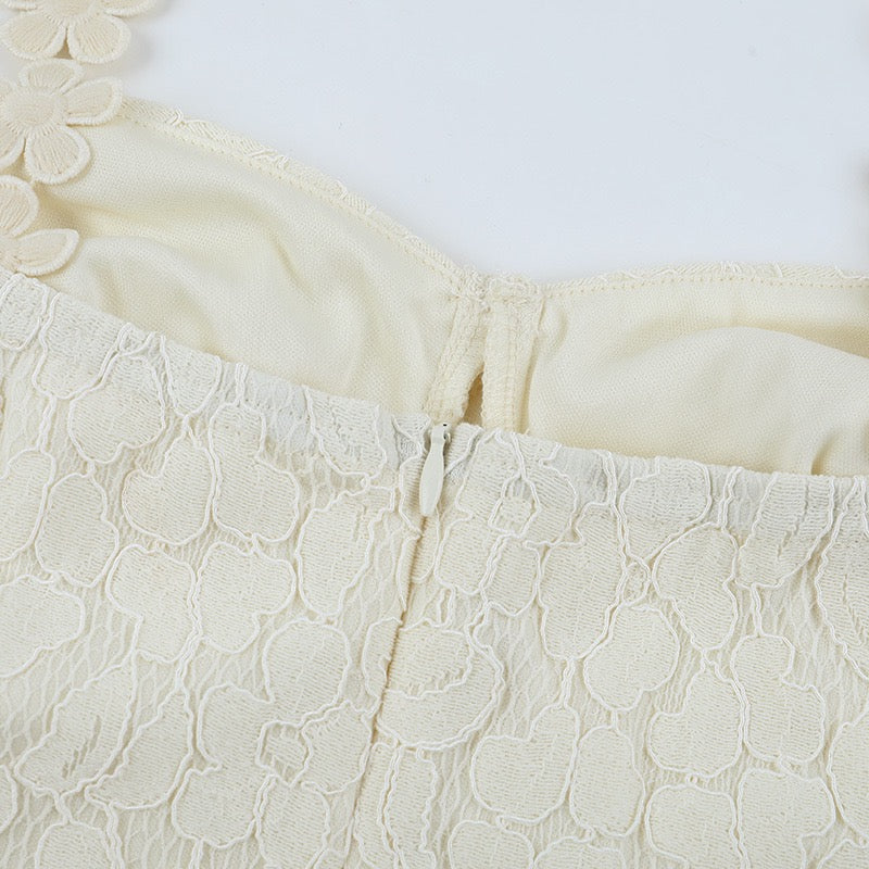 שמלת מקסי תחרה בעיצוב כתפיות פרחים - נורית