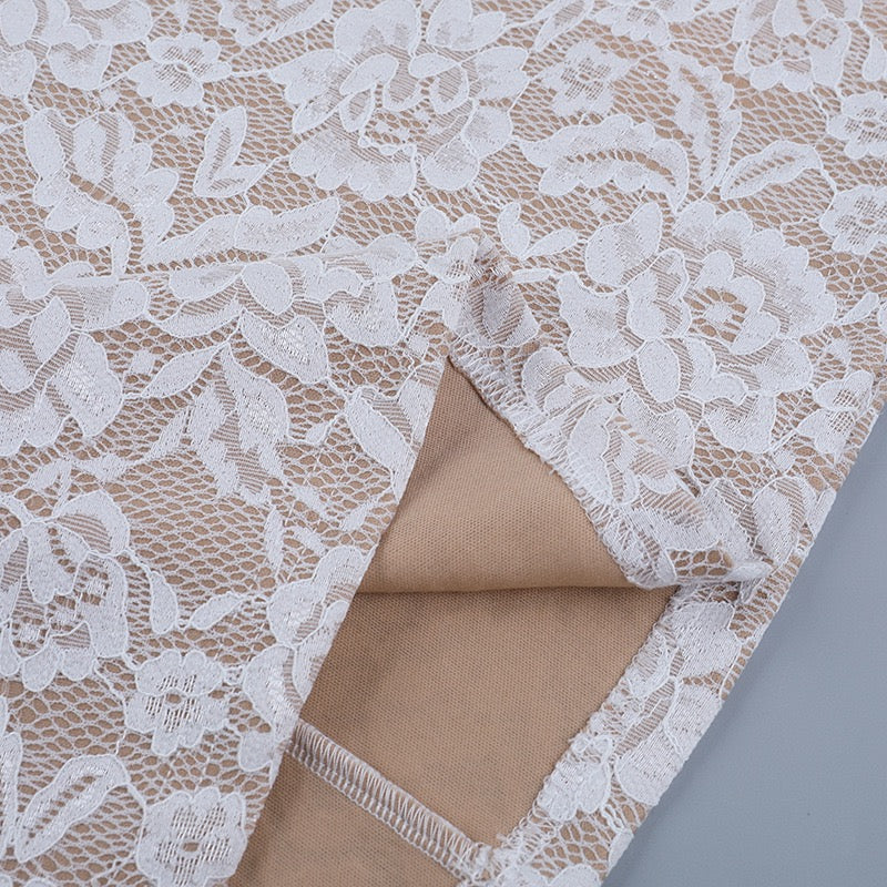 שמלת מקסי תחרה בעיצוב תחתית אטומה - מאריס