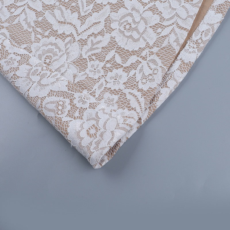 שמלת מקסי תחרה בעיצוב תחתית אטומה - מאריס