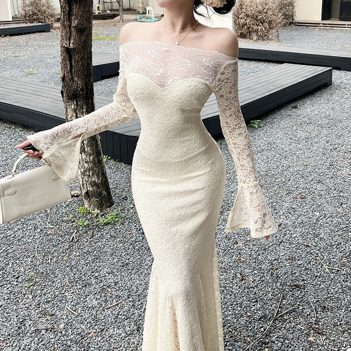 שמלת מקסי תחרה כתפיים חשופות בגזרת בת הים  - מיאל