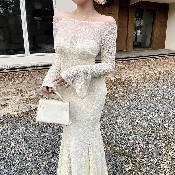 שמלת מקסי תחרה כתפיים חשופות בגזרת בת הים  - מיאל