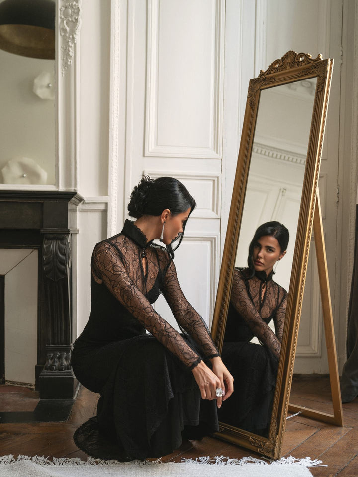 שמלת מקסי בעיטור תחרה צווארון גולף - נואר