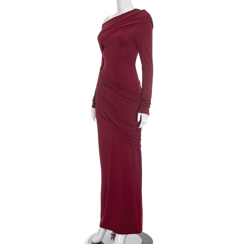 שמלת מקסי בעיצוב כיווצים וקיפולים כתף חשופה - ג׳ודית