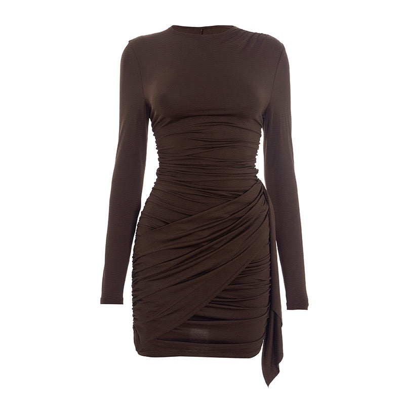 שמלת מיני בעיצוב כיווצים וקיפולים - נוי