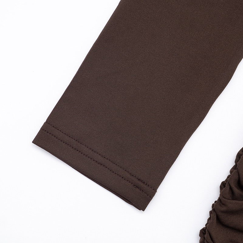 שמלת מיני בעיצוב כיווצים ושובל - דר