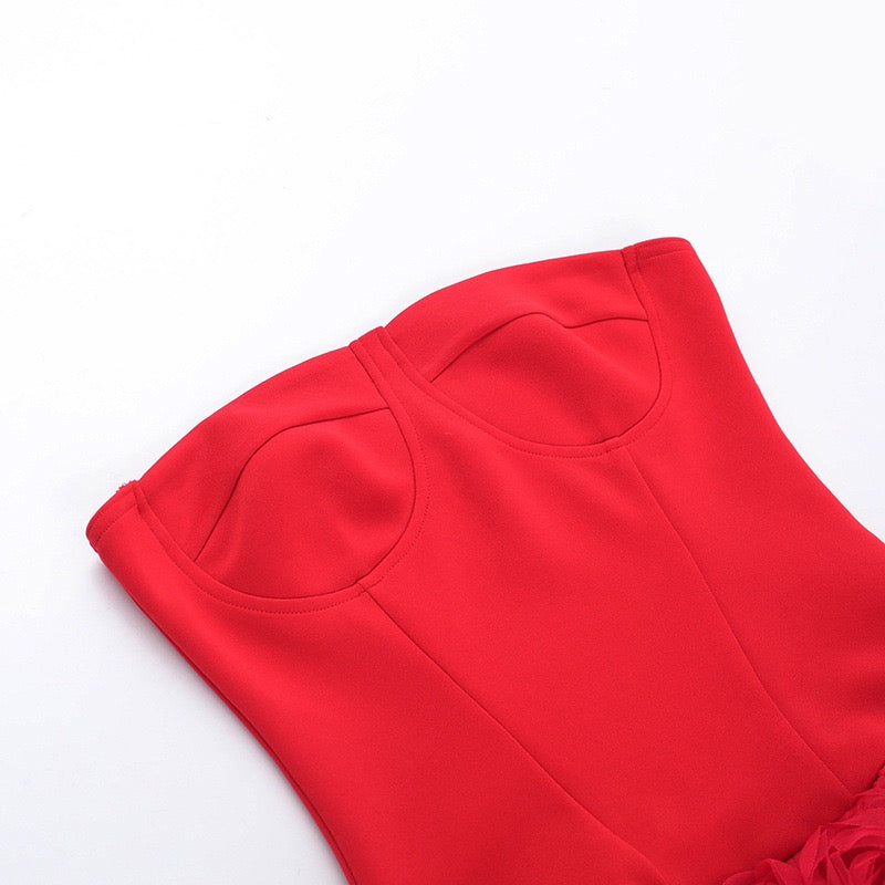 שמלת מיני סטרפלס בעיצוב פרחים 3D - LURA