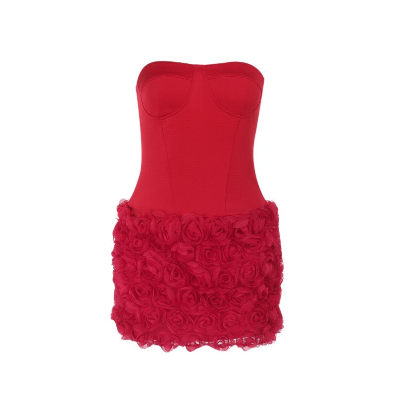 שמלת מיני סטרפלס בעיצוב פרחים 3D - LURA