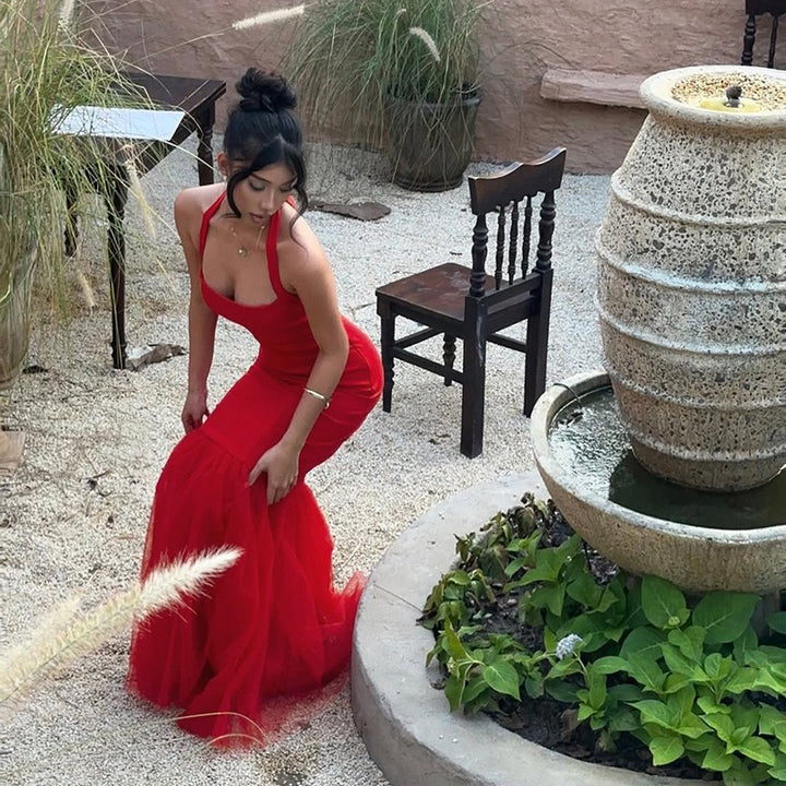 שמלת מקסי בגזרת בת הים גב קשירה בעורף גב פתוח בעיטור טול - מילי