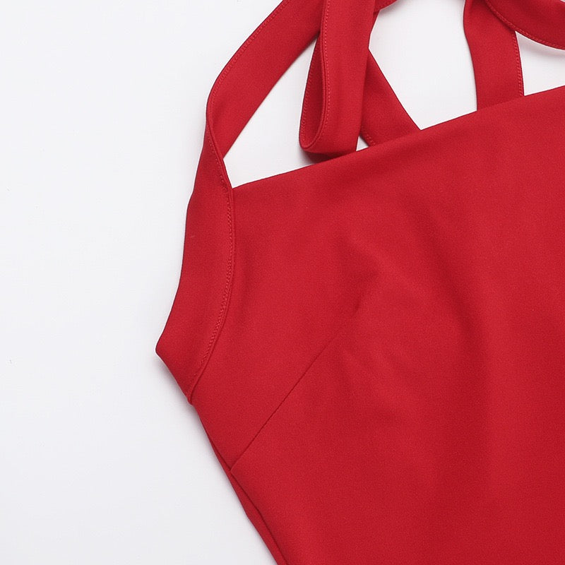 שמלת מקסי בגזרת בת הים גב קשירה בעורף גב פתוח בעיטור טול - מילי