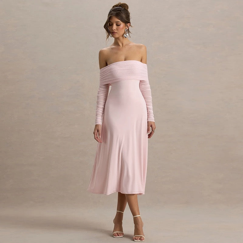 שמלת מידי כתפיים חשופות בעיצוב שרוולי שיפון - מדליין