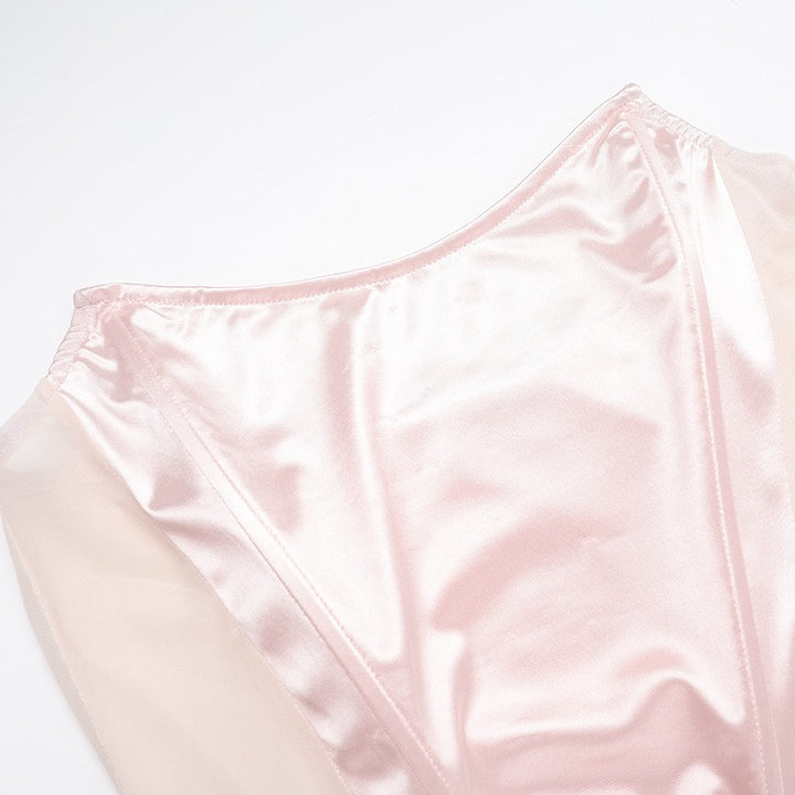 שמלת מקסי סטרפלס סאטן בעיצוב קיפולים ושסע בעיטור פרח - ג׳וייס