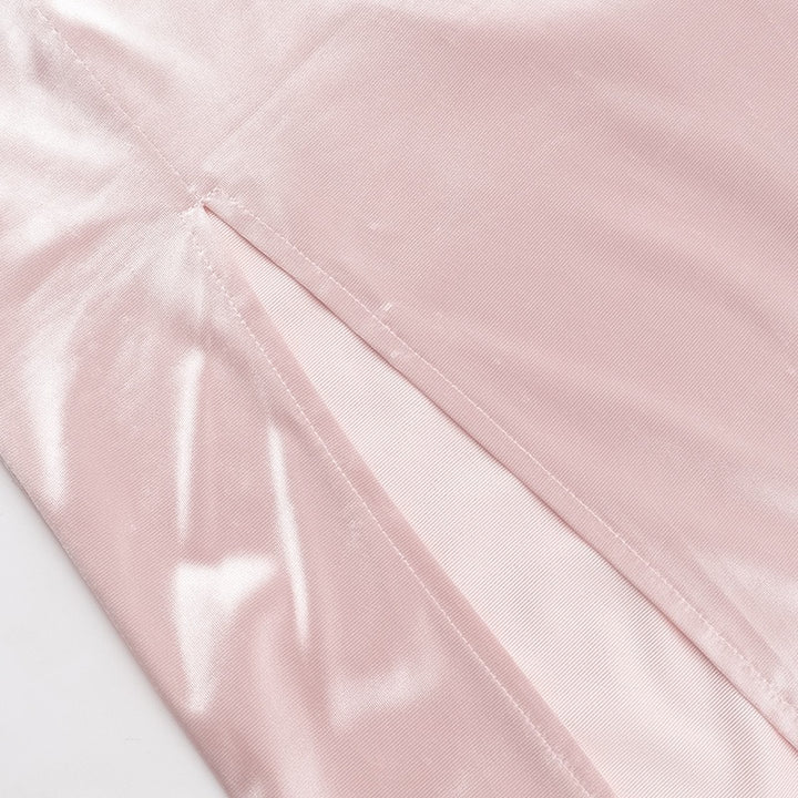 שמלת מקסי סטרפלס סאטן בעיצוב קיפולים ושסע בעיטור פרח - ג׳וייס