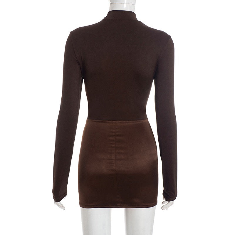 שמלת מיני בעיצוב קיפולי סאטן - פרנסיס