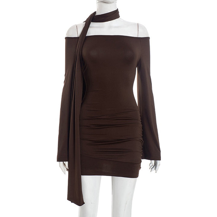 שמלת מיני כתפיים חשופות בעיטור צעיף - אור