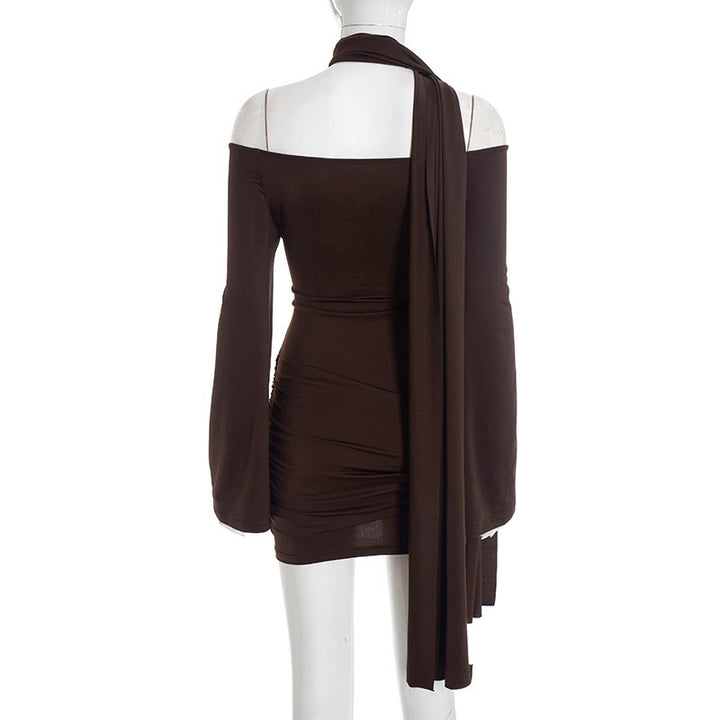 שמלת מיני כתפיים חשופות בעיטור צעיף - אור