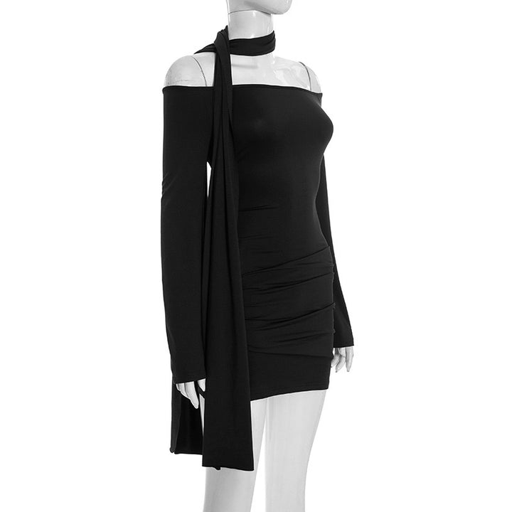 שמלת מיני כתפיים חשופות בעיטור צעיף - אור