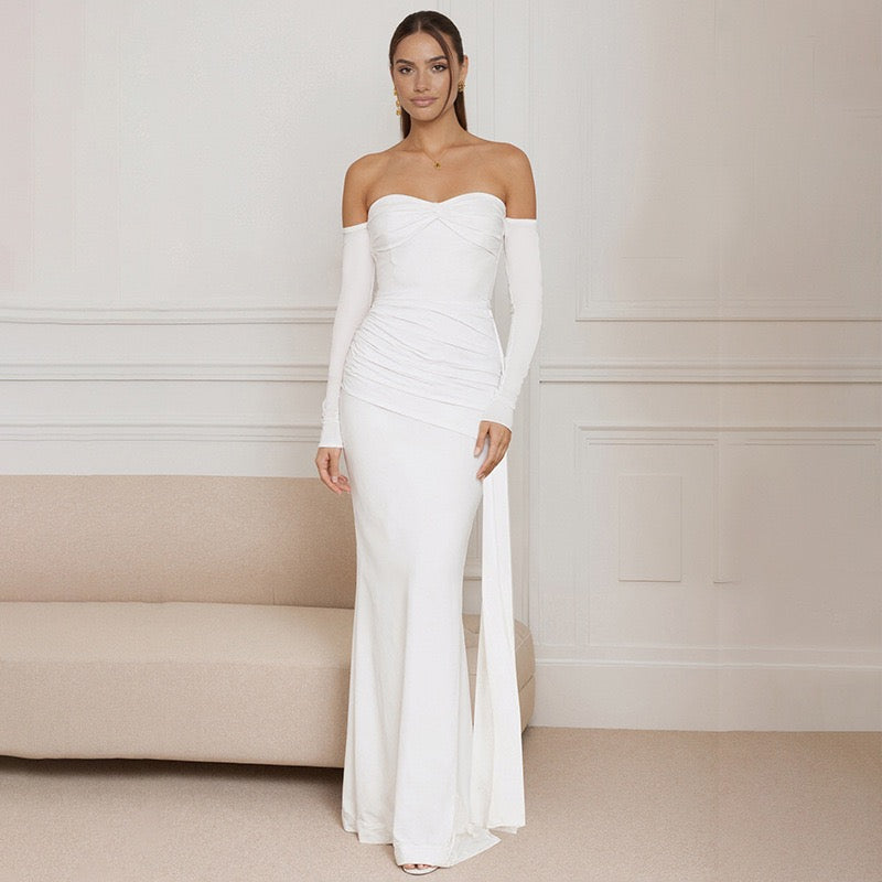 שמלת מקסי בעיצוב כתפיים חשופות וכיווצים - וולה