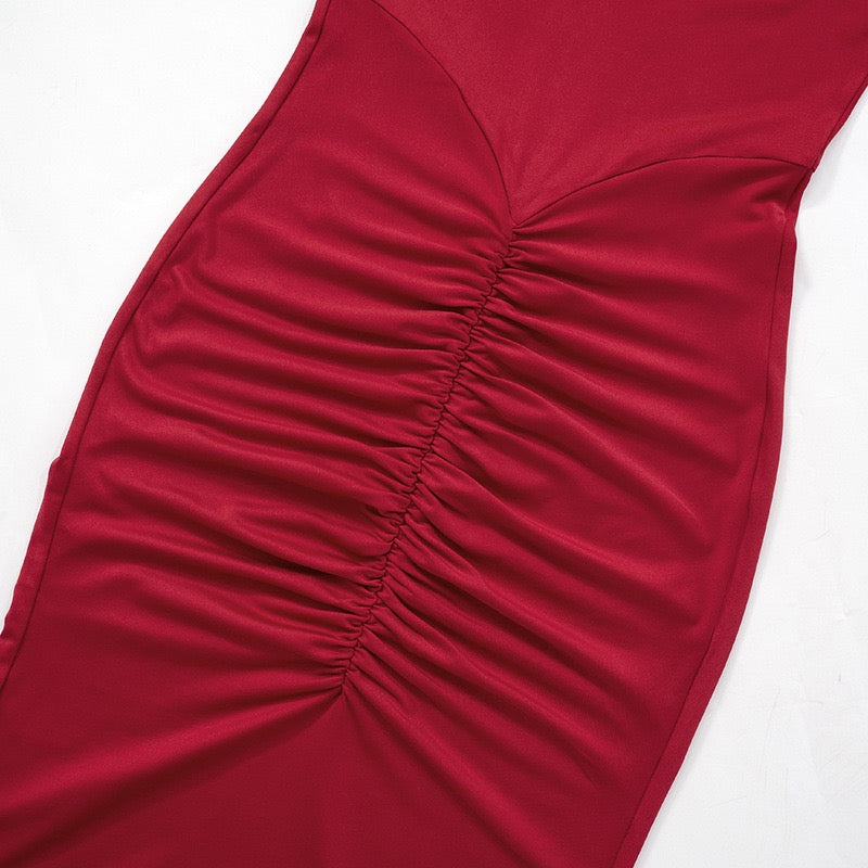 שמלת מקסי גולף בעיצוב כיווצים בגזרת בת הים - יסכה