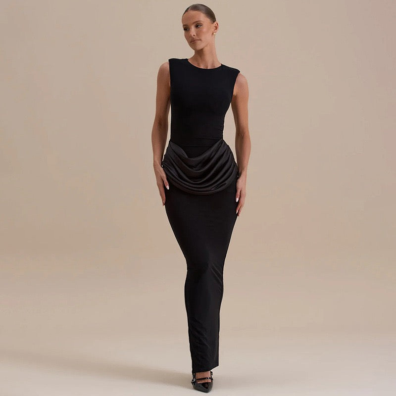 שמלת מקסי בעיצוב קיפולי סאטן - יולאן