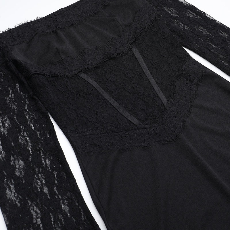 שמלת מקסי אלגנטית בעיצוב כתפיים חשופות בעיטור תחרה - תמרה