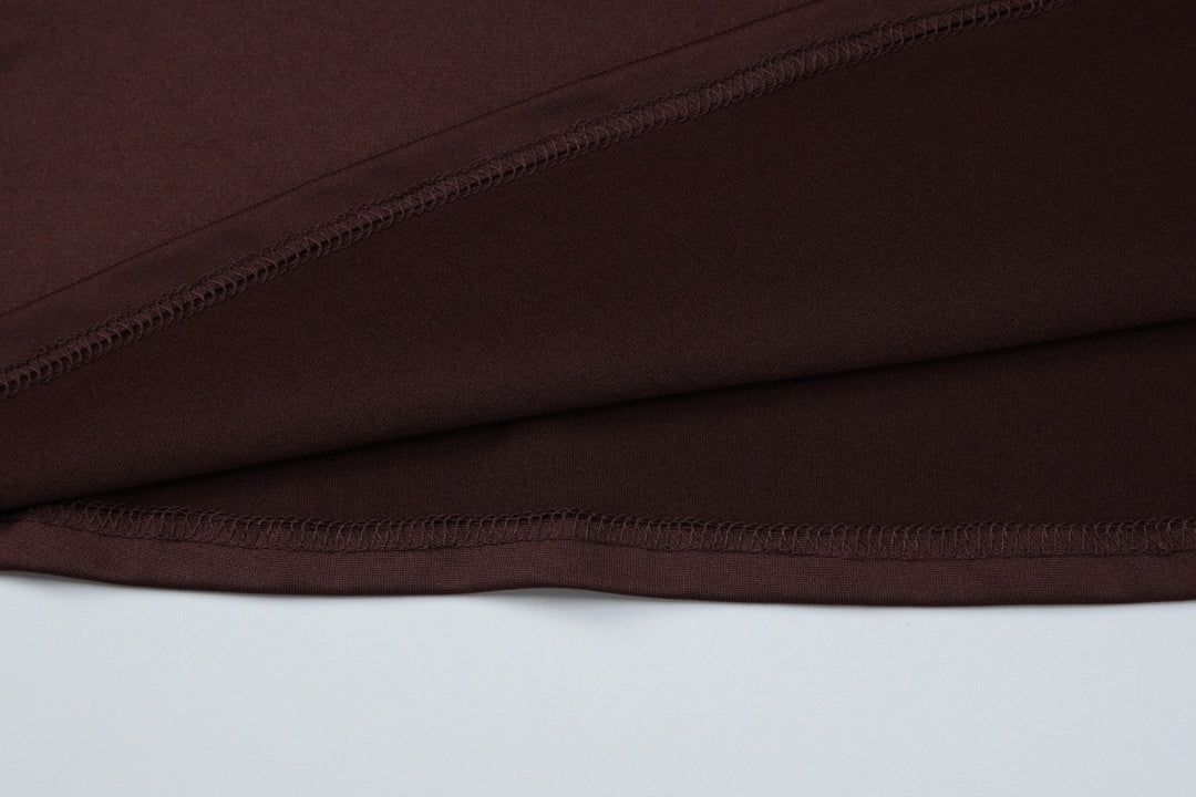 שמלת מקסי בעיצוב קיפולים ואבזם - בראל