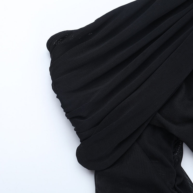 שמלת מיני כיווצים כתפיים חשופות בעיצוב שיפון בעיטור אבזמים - מליסה