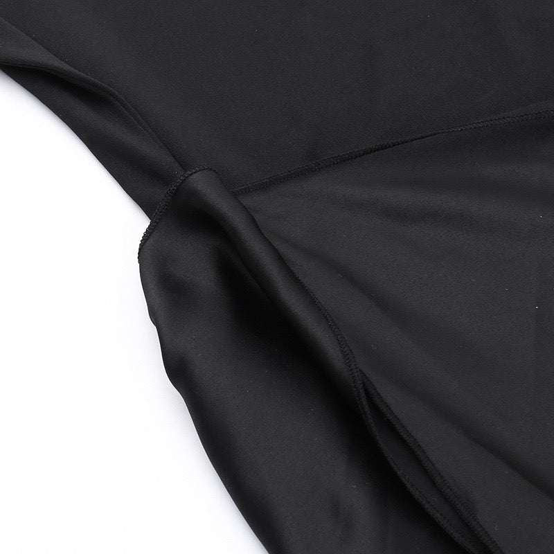 שמלת מקסי אלגנטית בעיצוב כתף חשופה בעיטור סאטן  - פלורן