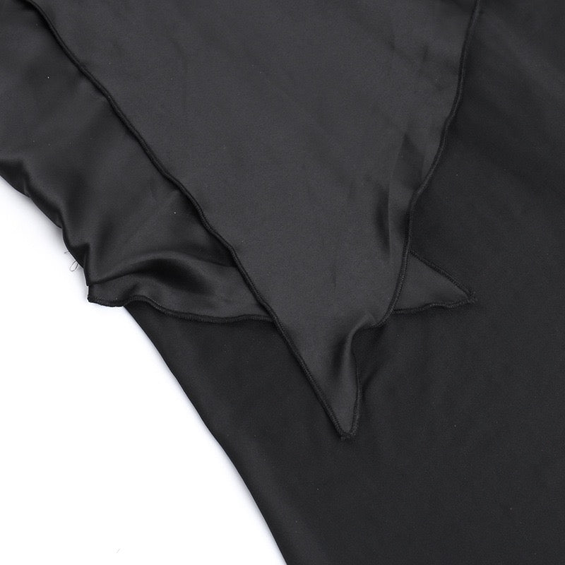 שמלת מקסי אלגנטית בעיצוב כתף חשופה בעיטור סאטן  - פלורן