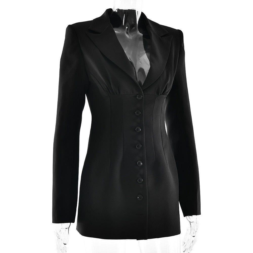 שמלת מיני מחויטת בעיצוב כפתורים - מקסי