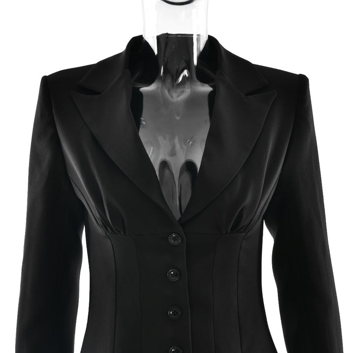 שמלת מיני מחויטת בעיצוב כפתורים - מקסי