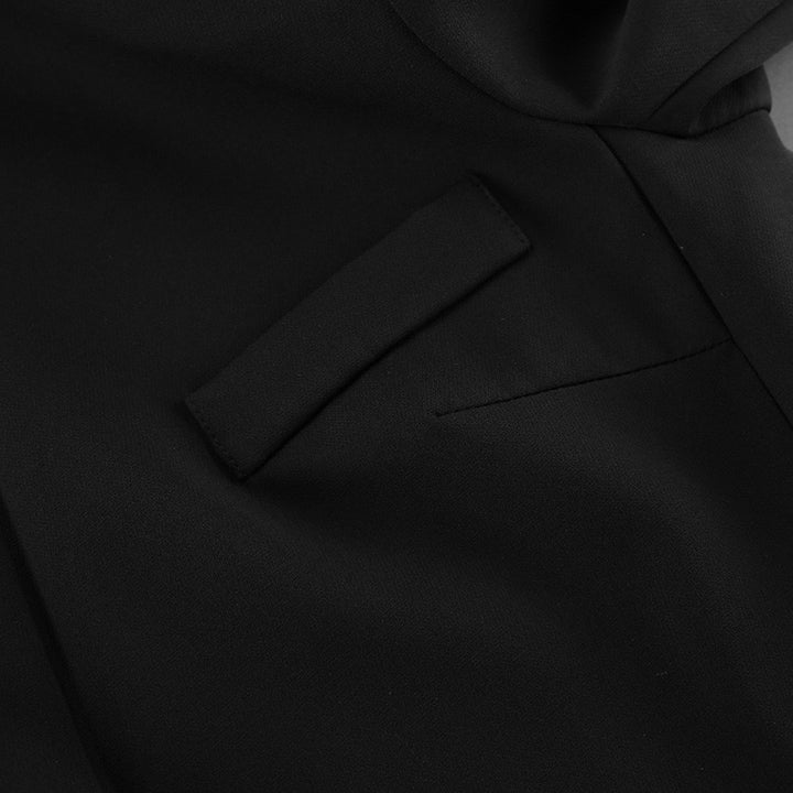 שמלת מיני מחויטת בעיצוב אלגנטי סגירת כפתורים בעיטור תחרה - יאנה